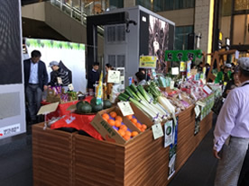 大阪駅ノースゲートにて行われたＪＲ大阪駅みのりみのるマルシェ